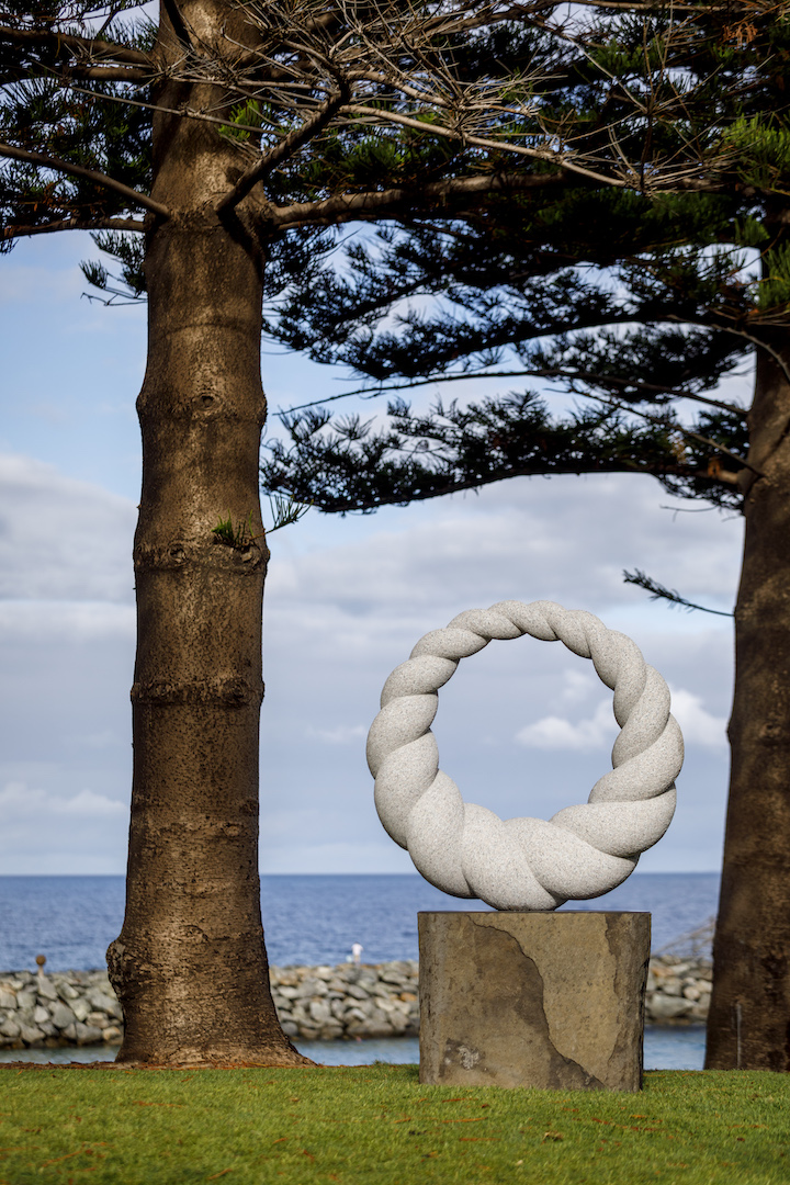 Sculpture by the Sea, Bondi and Cottesloe in images Sculpture by the Sea